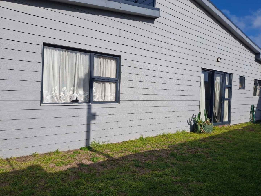 4 Bedroom Property for Sale in Kleinbaai Western Cape